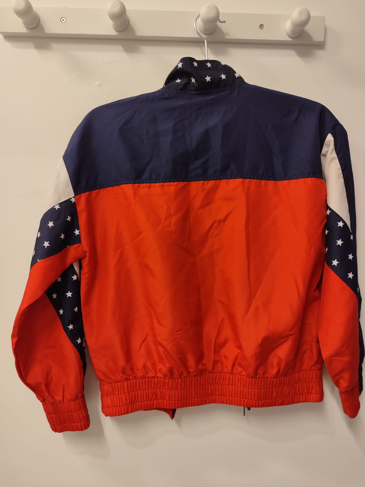 RARE : Veste Team America x Hello Kitty