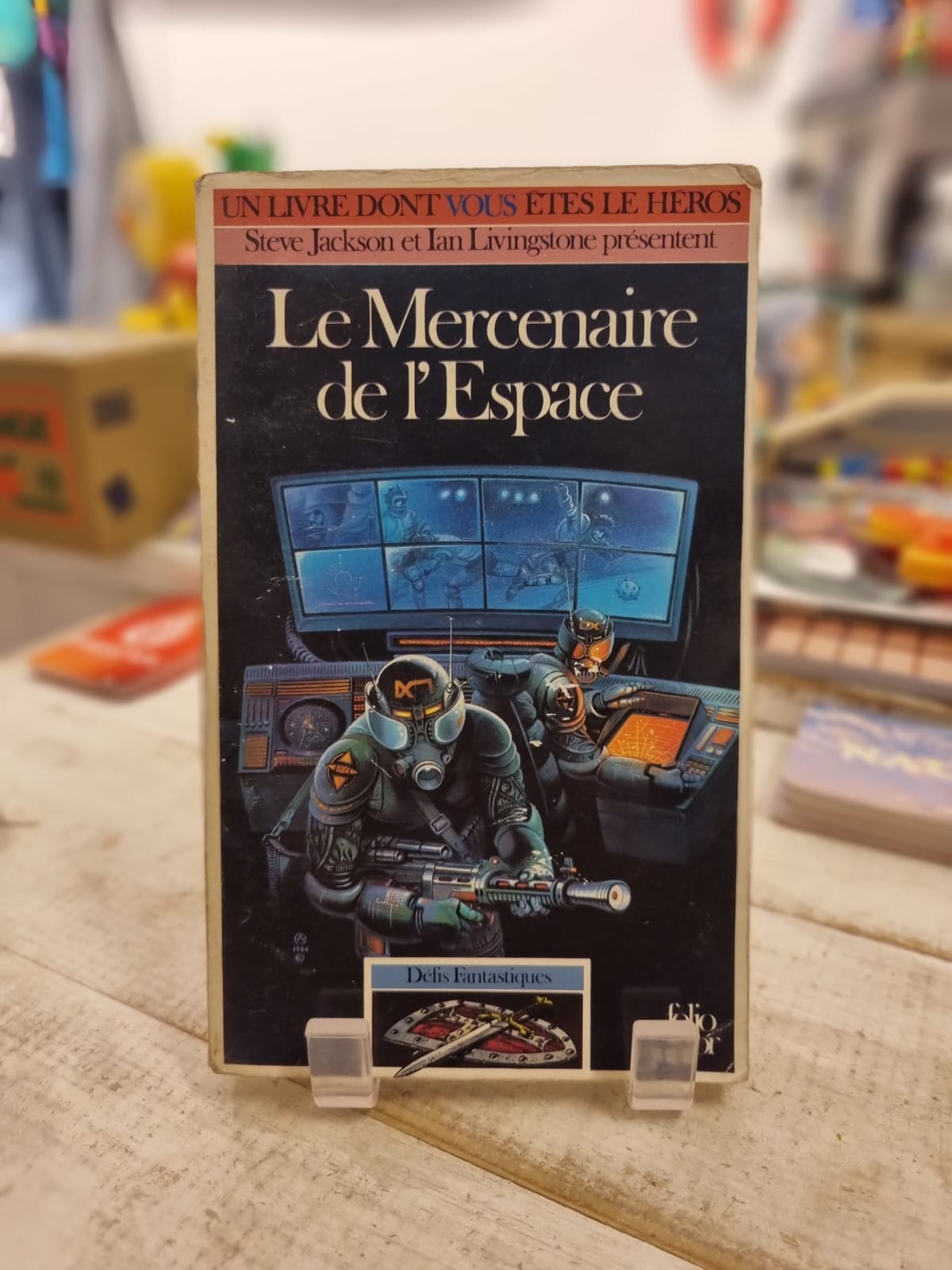 LIVRE DONT VOUS ÊTES LE HEROS : Le mercenaire de l'Espace