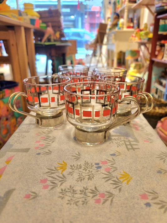 Tasses à expresso années 60